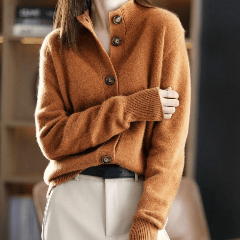 Stylish Cashmere Cardigan – Soft & Elegant